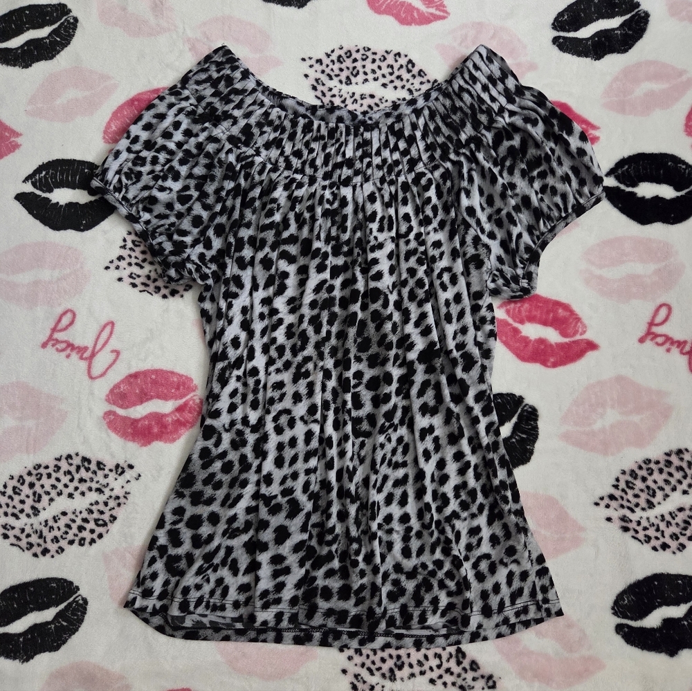 Y2k black & white leopard print off the shoulder top - Picture 4 of 5